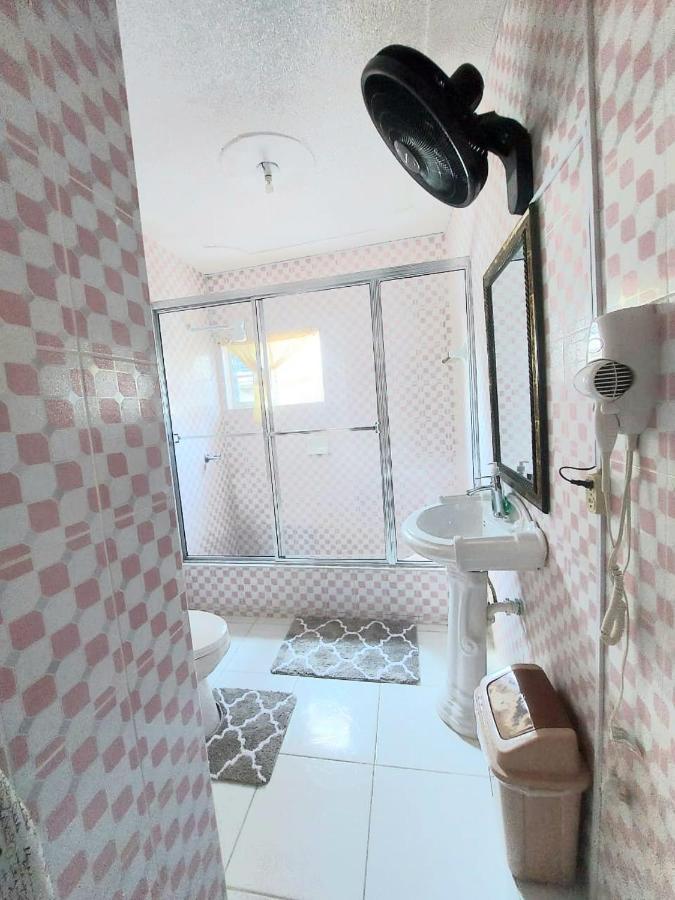 Cambridge Mi Casa Ur Casa With Pool And Beach Access Runaway Bay Εξωτερικό φωτογραφία